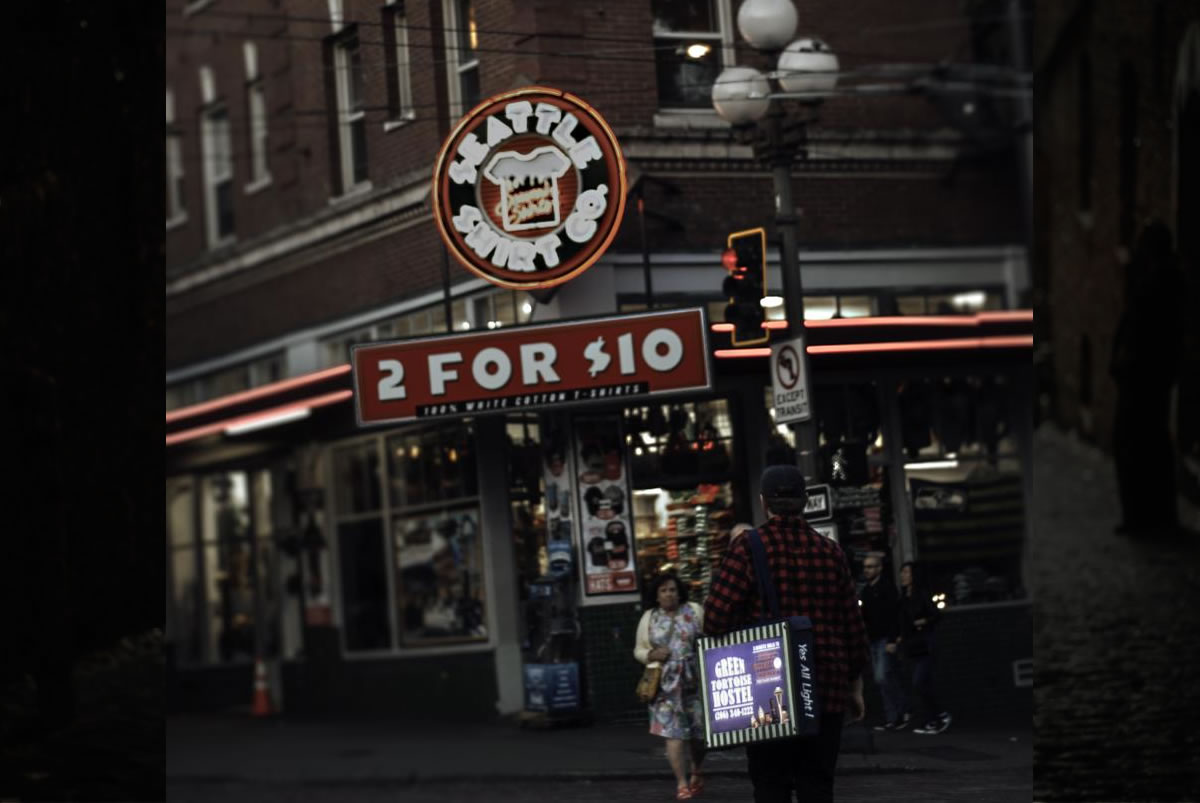 Portable LED Sign / Make Your Street Advertising Easy and Stand Out!